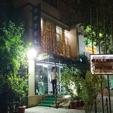 Gallery Hotel Баку Екстериор снимка