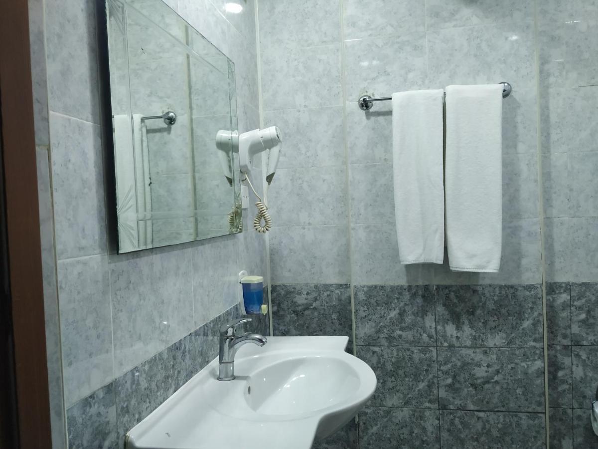 Gallery Hotel Баку Екстериор снимка