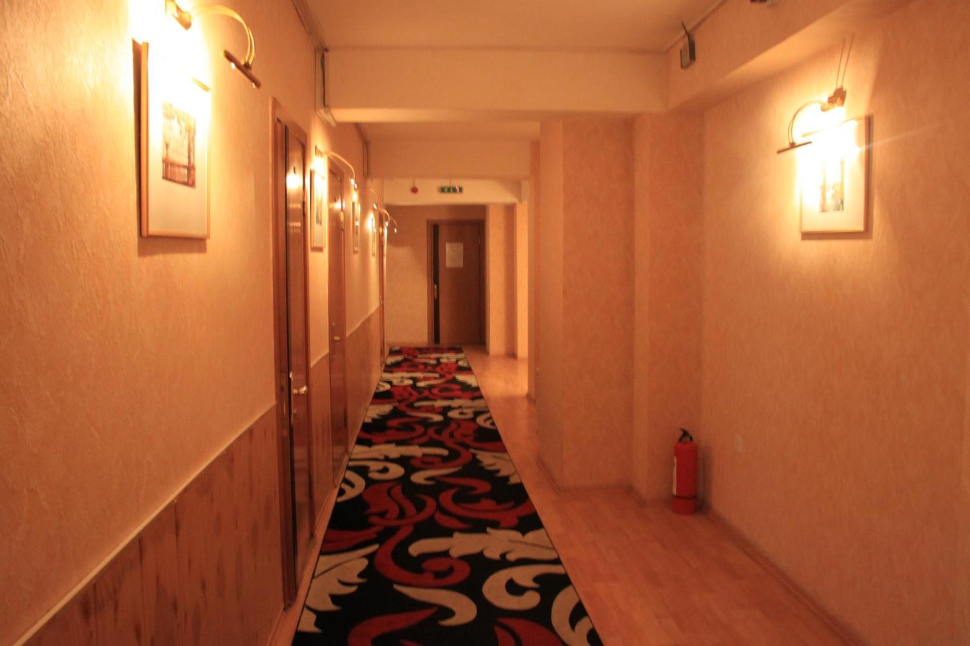 Gallery Hotel Баку Екстериор снимка