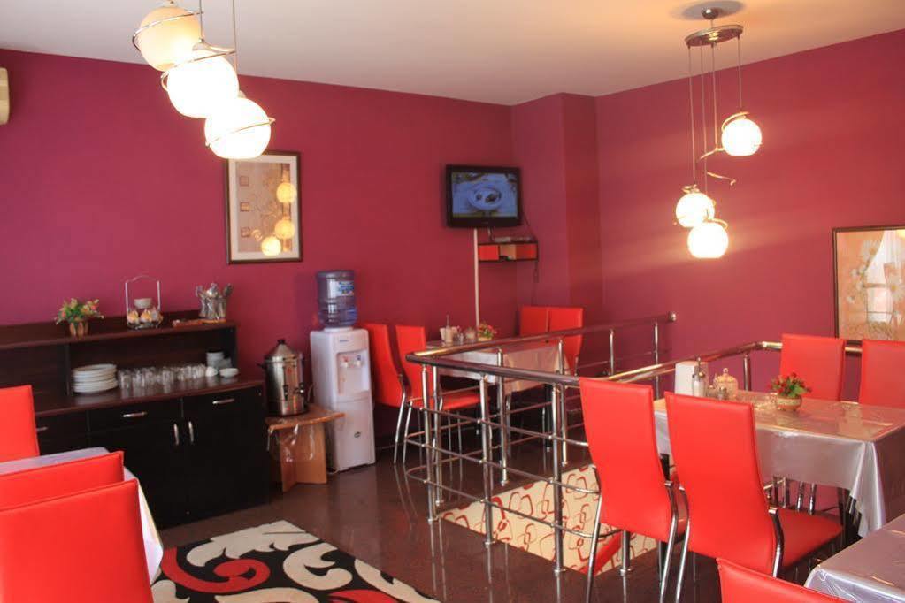Gallery Hotel Баку Екстериор снимка