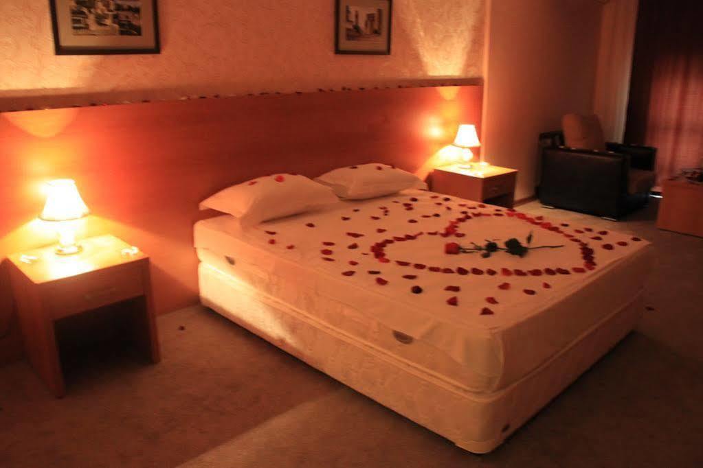 Gallery Hotel Баку Екстериор снимка