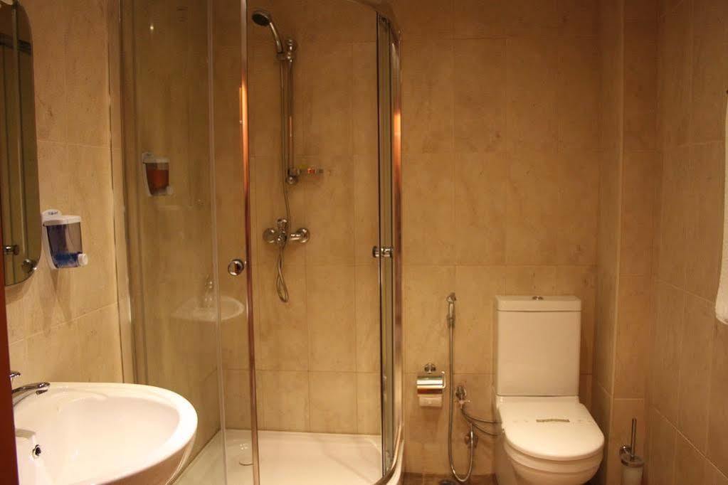 Gallery Hotel Баку Екстериор снимка